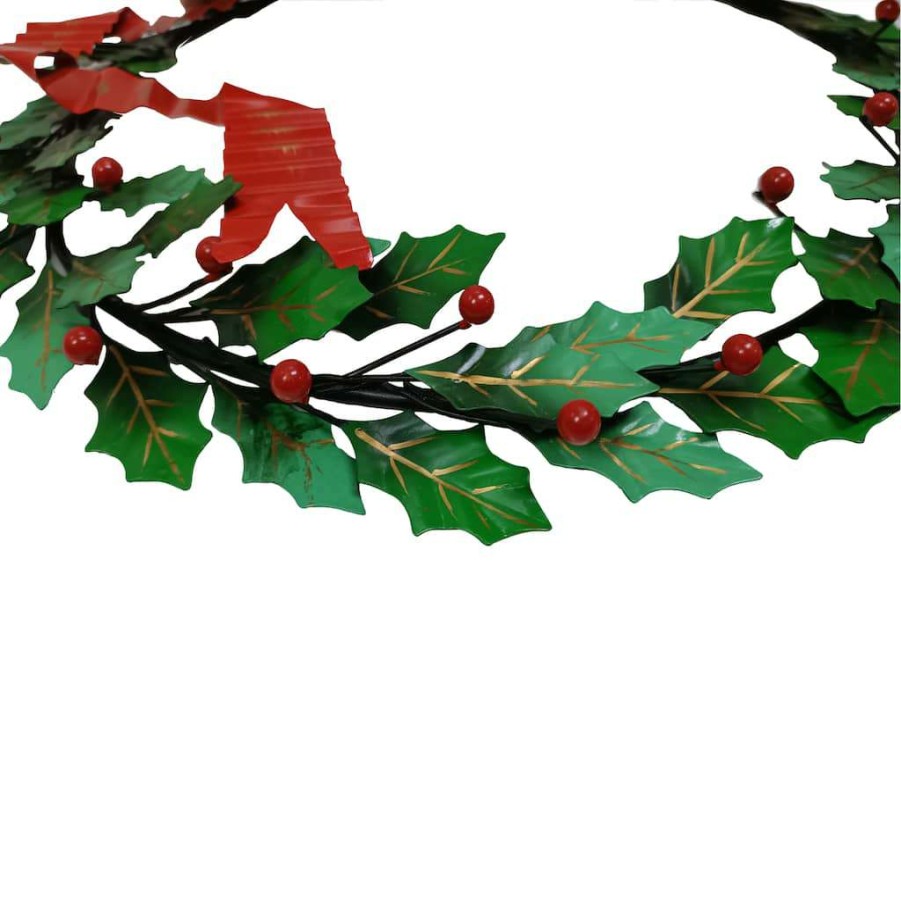 Mistletoe * | Best Pirce 16 Berry, Leaves & Bow Metal Wall Wreath By Ashland